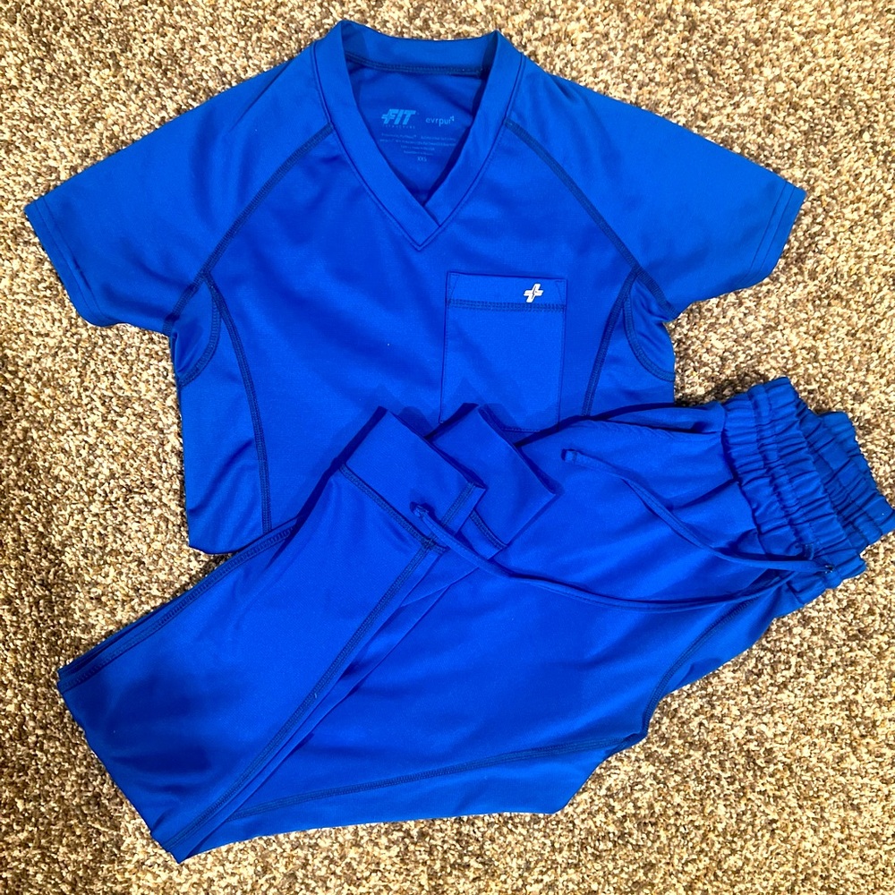 ROYAL BLUE FITSCRUBS BRAND SCRUB XXS SET